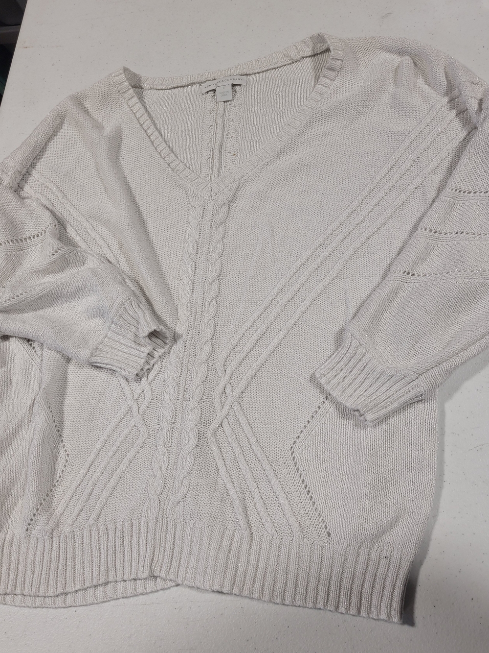 Women's V-Neck Cable Knit Sweater - Cream